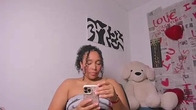 Nia13 – Kamerová šou