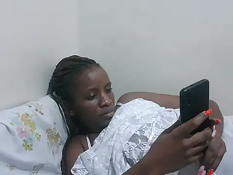 prettybeee Adlı Modelin Web Kamerası Şovu