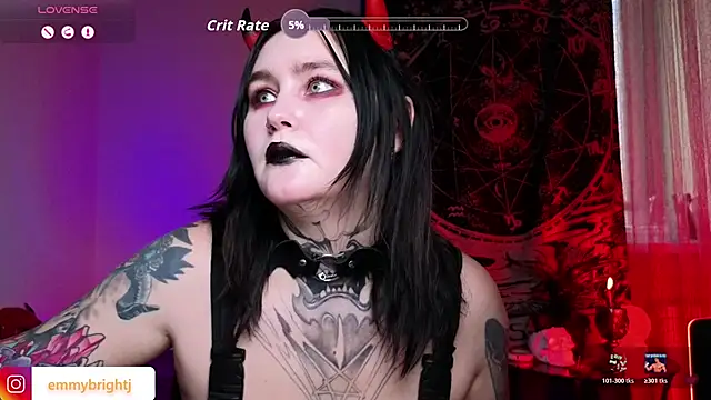 Emmybrightj_666 – Naživo XXX chat