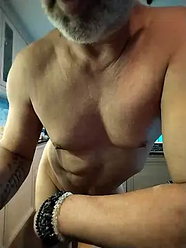 kevincumporn 网络视讯表演