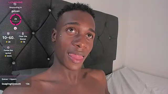 noah_johes Show Webcam