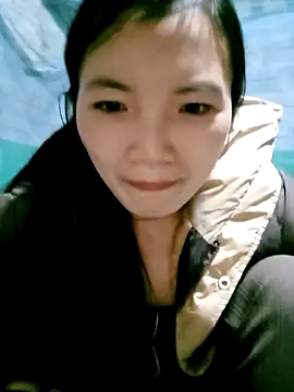 Czat XXX na żywo – ngan-cute