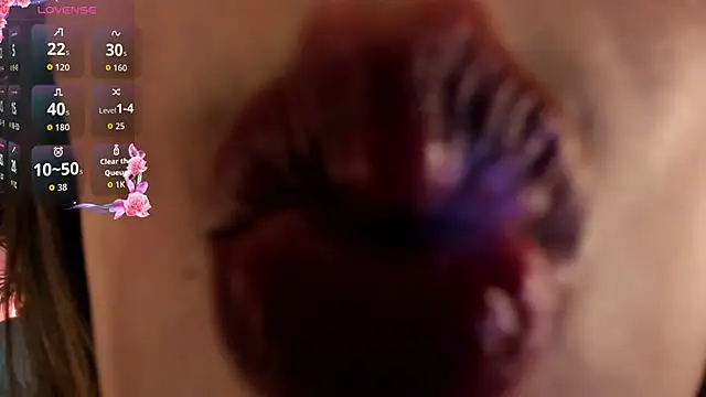 Megan_inked: онлайн-секс-чат