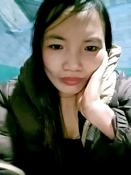 ngan-cute Chat XXX live