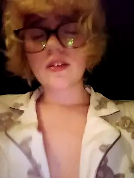 mcjbgfhgjhiiilllufjyf Chat XXX live