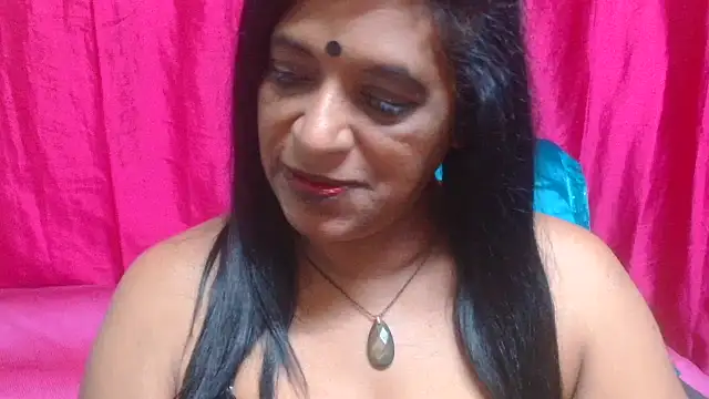 Živý XXX chat INDIANFUSION