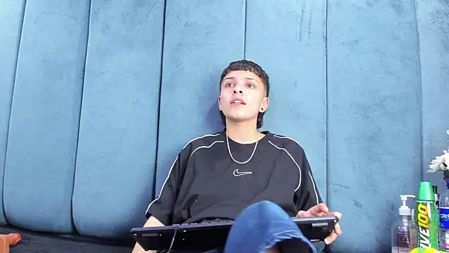 دردشة Megan_Thompson_ الجنسية المباشرة