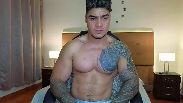 Steven_Velez: онлайн-секс-чат