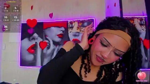 Chatroom XXX en direct de dolly_boob