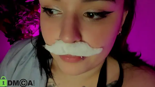 Živý XXX chat Mia_R0ss