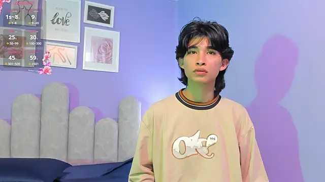 XXX chat uživo modela Joon__min