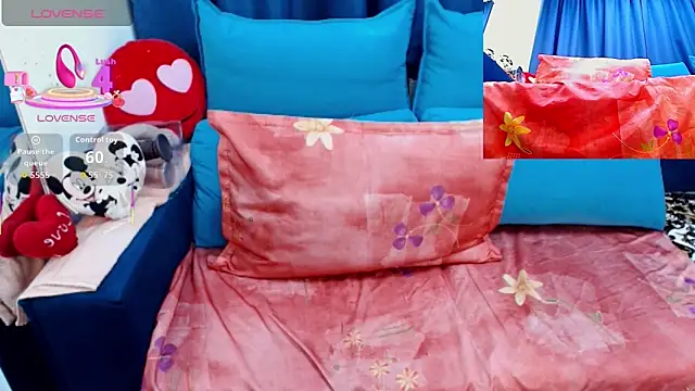 SexyNicolleX Adlı Modelin Canlı XXX Sohbeti