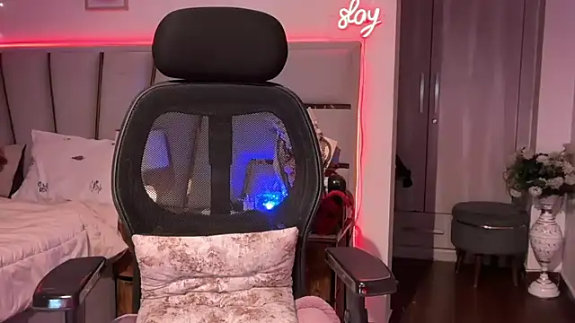 SunhariGirl live XXX chat