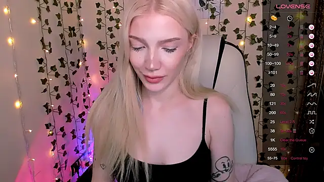 AnyaTaylor_'s Webcam Show