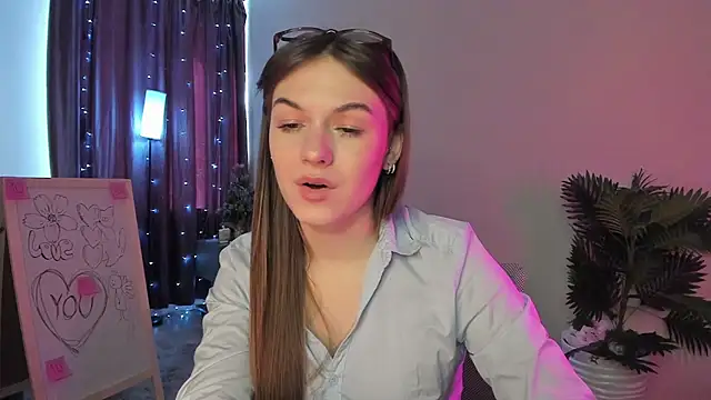 luna_lust_212 élő XXX-chatje