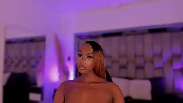 ChaynnaCooper's Live XXX Chat