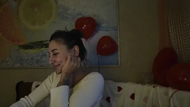 Chatroom XXX en direct de KittyBlack11