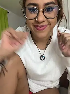 Chat XXX Live _Devika