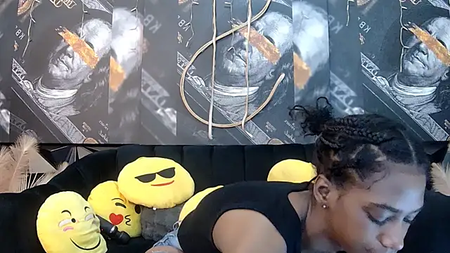 Lilmisbaddyxxx 라이브 XXX 채팅