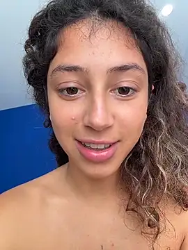 absoluthorrorfield élő XXX-chatje