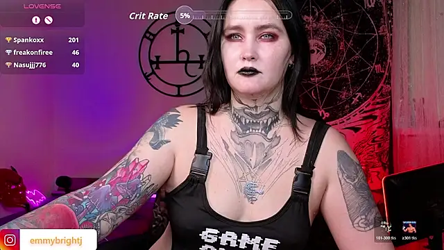 Emmybrightj_ Chat XXX in diretta