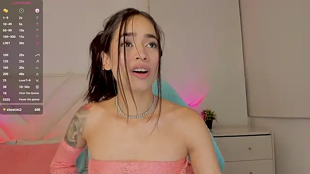 XXX chat uživo modela misscassidy_