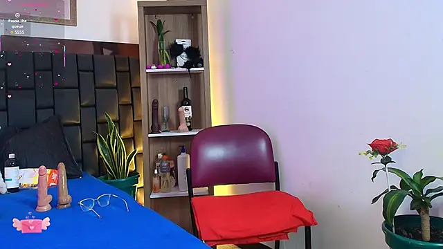 EllenaBoobs_ লাইভ XXX চ্যাট