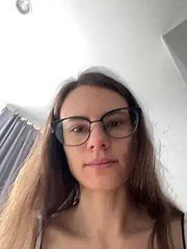 Homu_chan webkamerás műsora