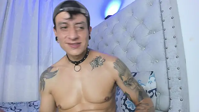 SkinnyDevil12 Webcamshow