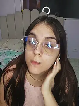 Chat +18 de its_lauu_ ao vivo