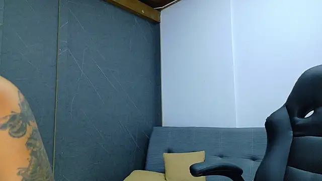 Britney_taylor_ 现场XXX聊天