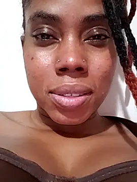 HONEYSWEETS_LIVE: онлайн-секс-чат