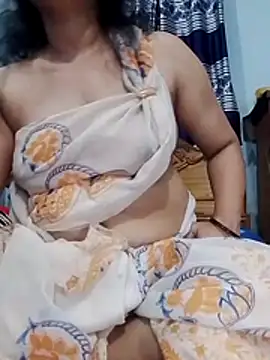 XXX chat uživo modela Horny_Doll24