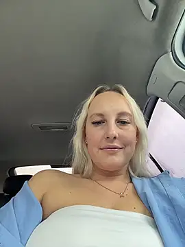 MerlinDaven Live XXX chat