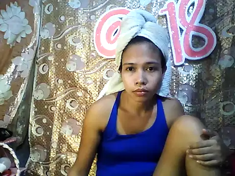 PinaySkinnyGirl: онлайн-секс-чат