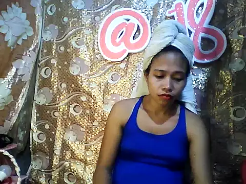 PinaySkinnyGirl – Naživo XXX chat