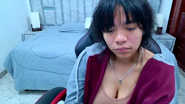 laureentt_ élő XXX-chatje