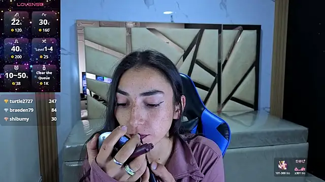 Chat +18 de Maily_a_ ao vivo