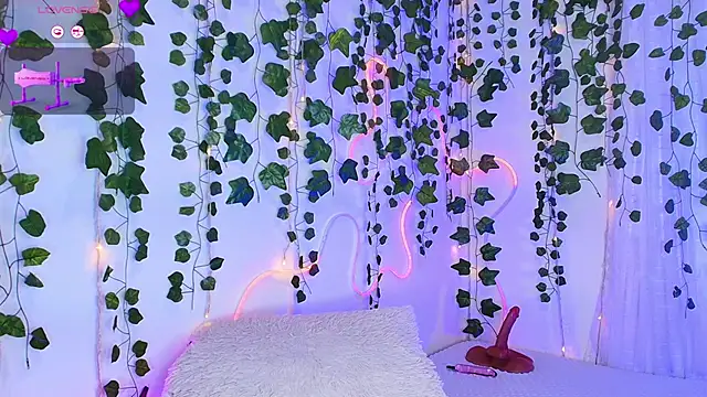 Chat +18 de Samii_Evans ao vivo