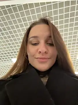 XXX chat uživo modela KishaMur