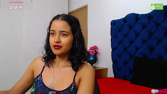 Lili666_: απευθείας συνομιλία ΧΧΧ