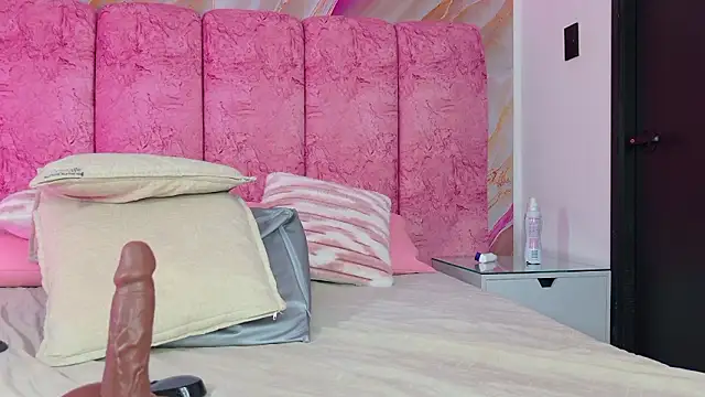 emmacurvy: απευθείας συνομιλία ΧΧΧ