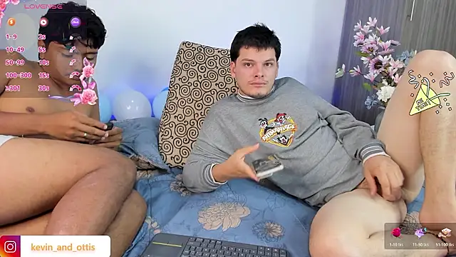 Chat XXX en directo de _Ottis_