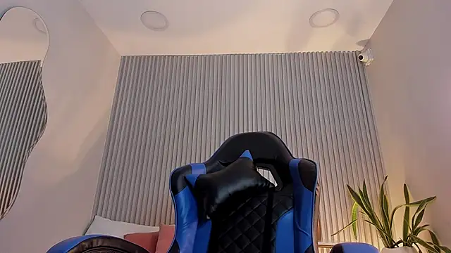 clara_luu_ élő XXX-chatje