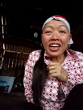 عرض كام Agnes-baby