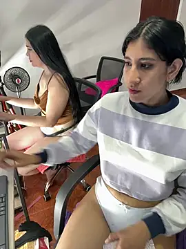 แชท XXX สดของ Violet_rousse7