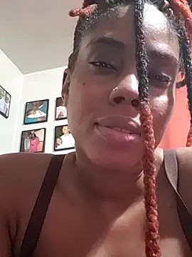 HONEYSWEETS_LIVE 即時 XXX 聊天