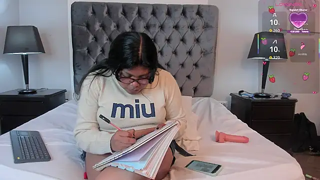 Kiri_Black_ Obrolan Langsung XXX