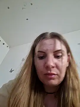 larysa_02 即時 XXX 聊天