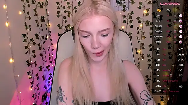 AnyaTaylor_ Live XXX-Chat